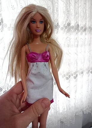 REZERVELİ satın almayın Barbie