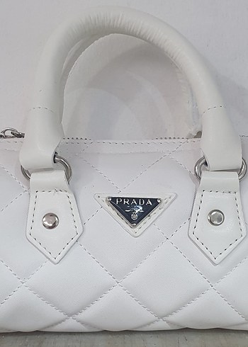 Beyaz Deri Prada Kadın Çanta