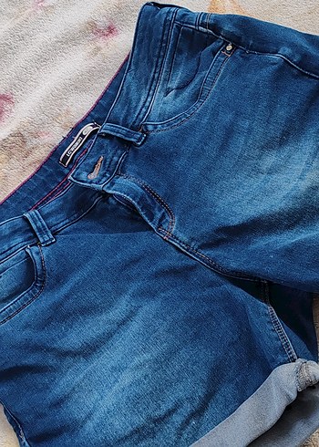 Mavi Mini Denim Şort - Görsel 3