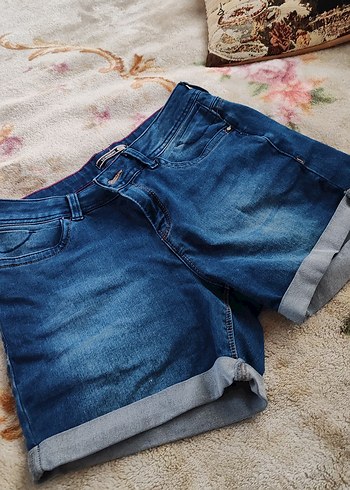 Mavi Mini Denim Şort - Görsel 7