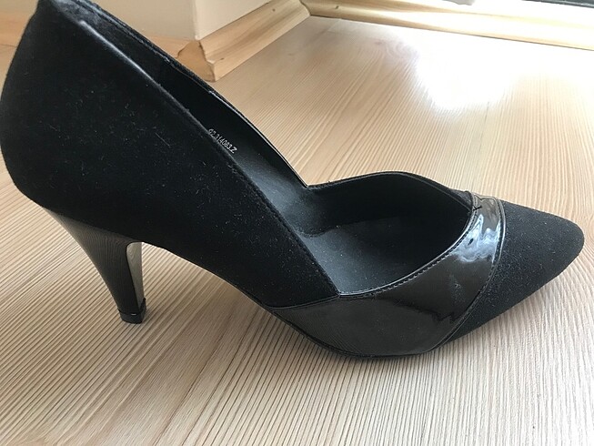 Polaris Siyah Topuklu Ayakkabı - Stiletto