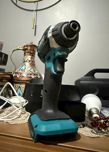 Makita darbeli vidalama solo - Görsel 3