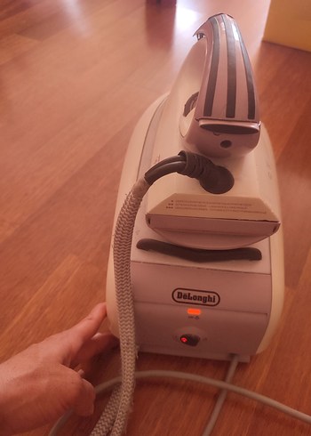 Delonghi kazanlı Ütü
