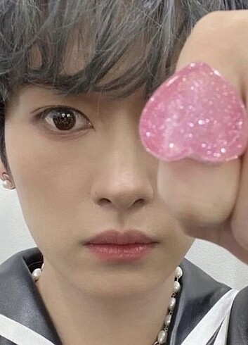 Diğer Stray kids lee know minho yüzük