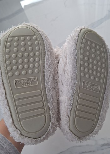 Kız Bebek Beyaz Kürk Detaylı Sıcak Terlik - Görsel 5