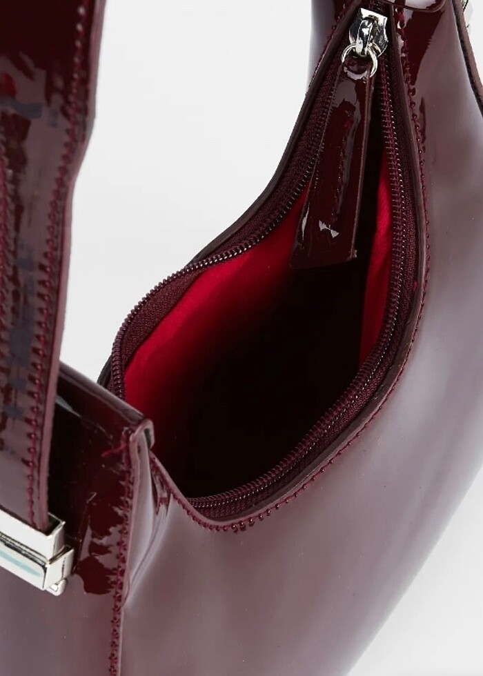 Cherry Bag Özel Askı Detaylı Kol Çantası - Görsel 3