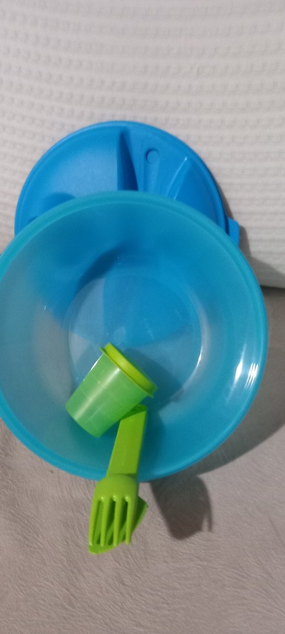 Mavi Renkli Plastik Saklama Kabı ve Çatal 1.lt4 - Görsel 3