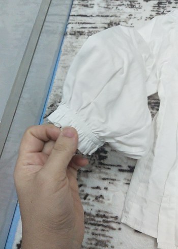 Kız Çocuk Beyaz Keten Düğmeli gömlek - Görsel 2