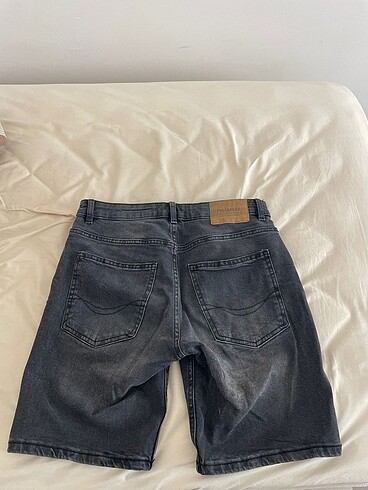 31 Beden pull&bear kot sort