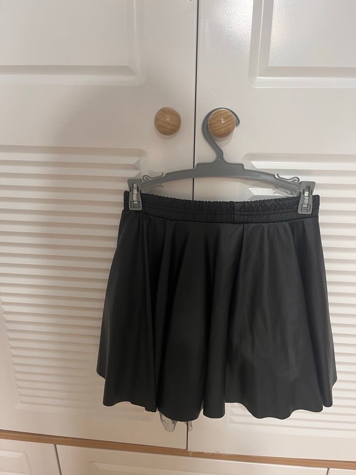 Siyah Deri Pilili Mini Etek - Görsel 3