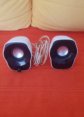 Beyaz Renkli Mini Hoparlör Seti