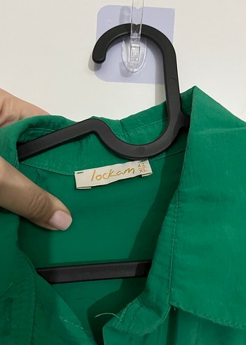 Yeşil Düğmeli Uzun Kollu Gömlek - Görsel 4