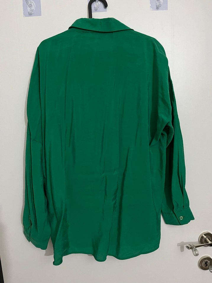 Yeşil Düğmeli Uzun Kollu Gömlek - Görsel 3