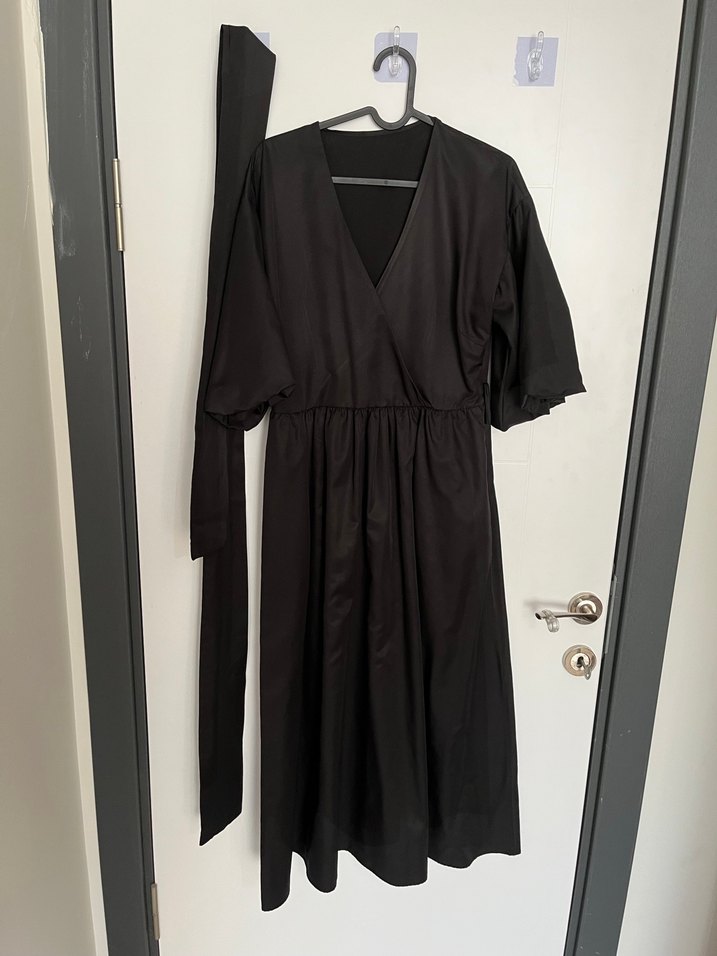 Siyah V Yaka midi Kadın Elbise - Görsel 2