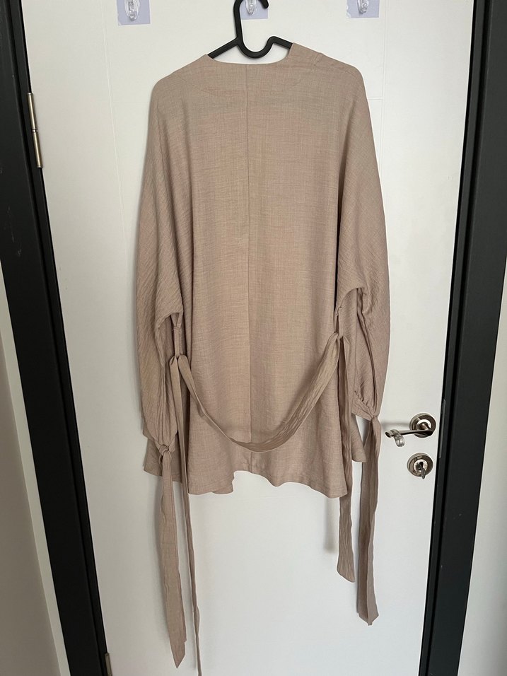 Bej Uzun Kollu Salaş Kimono - Görsel 4