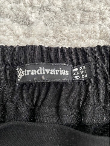 xs Beden Stradivarius kumaş pantolon