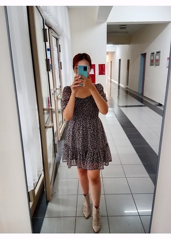 Çiçekli Mini Elbise 34 ve 36 bedene uyumlu