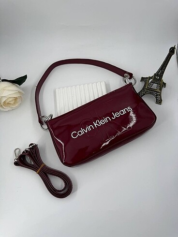 Diğer Calvin Klein Baget