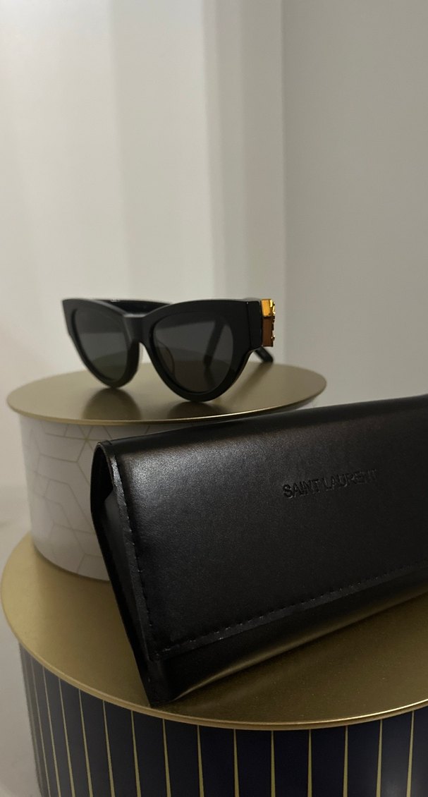 Klasik Siyah Tokalı Saint Laurent Gözlük — görsel 2/3
