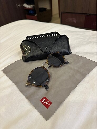 Rayban marka çerçevesi kemik rengi güneş gözlüğü