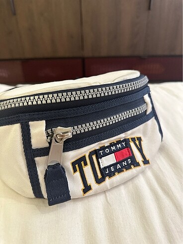 Beden Tommy jeans marka çapraz çanta