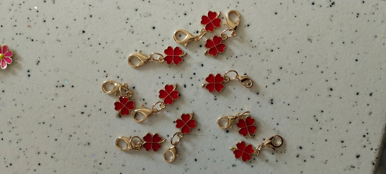 Renkli Boncuklu Çiçekli Kadın Charm - Görsel 5