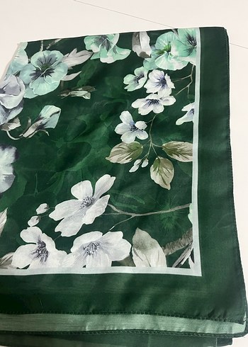 Çiçek Desenli soft şal - Görsel 3