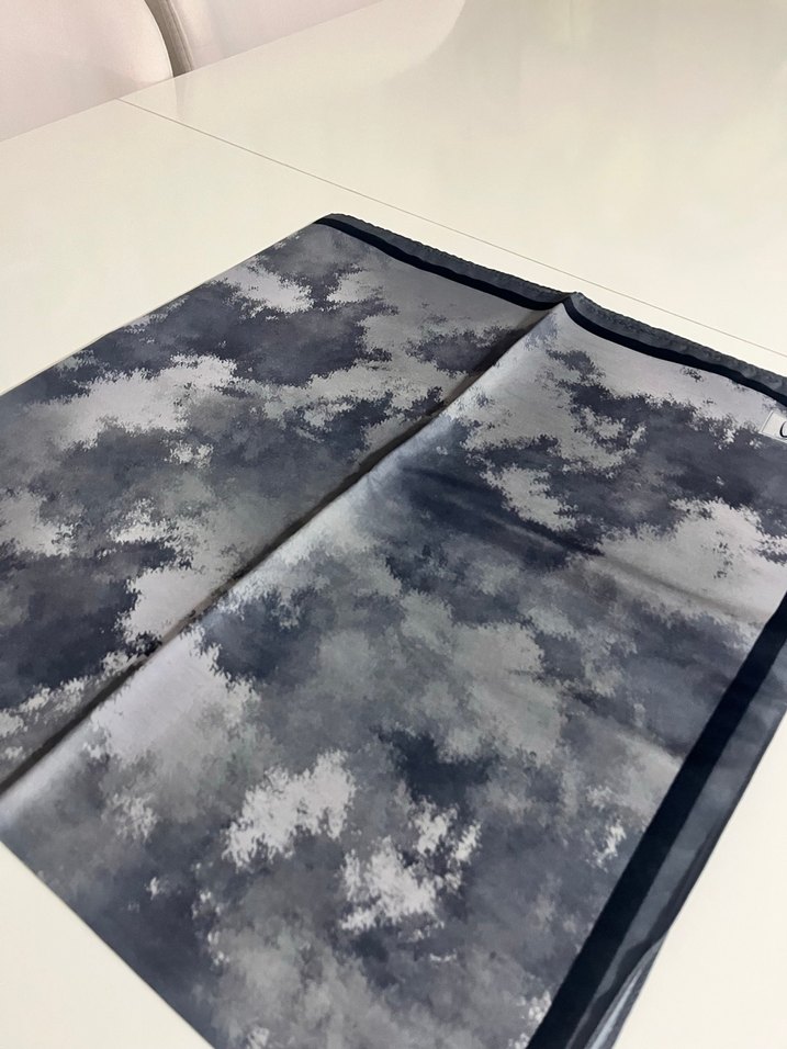 Gri Siyah Detaylı Soft Vual Eşarp - Görsel 2