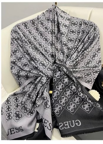 Gri Guess Çift Taraflı Soft Şal - Görsel 2