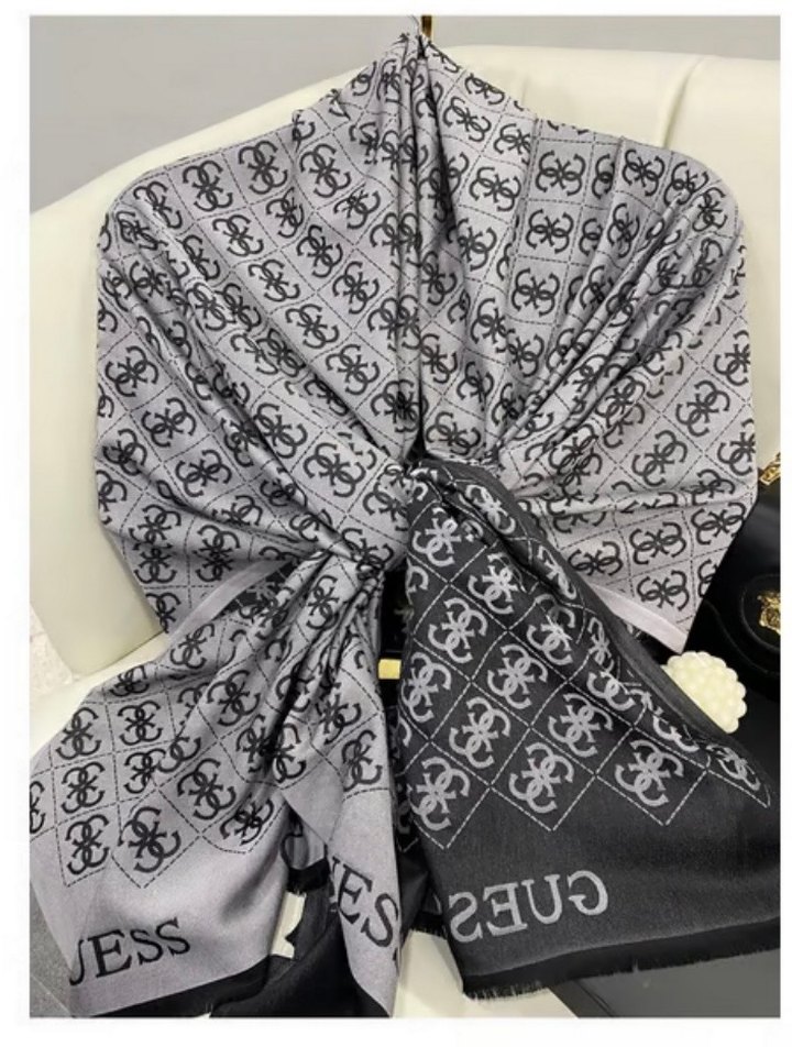 Gri Guess Çift Taraflı Soft Şal - Görsel 2