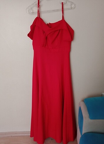 44 Beden kırmızı Renk Uzun elbise 