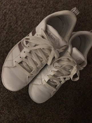 40 Beden Adidas spor ayakkabı