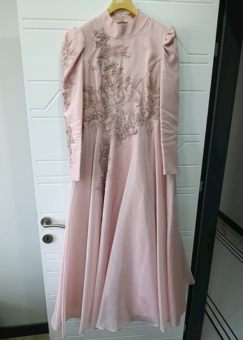 Abiye Uzun Kol Nakışlı Pembe Nişan Elbisesi