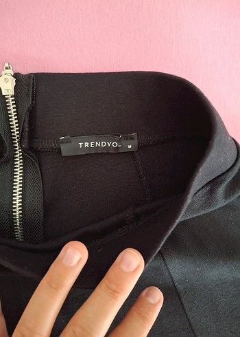 Siyah Pilili Kadın Mini Etek - Görsel 5