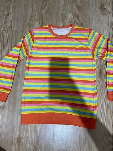 Üç adet Sweatshirt - Görsel 4