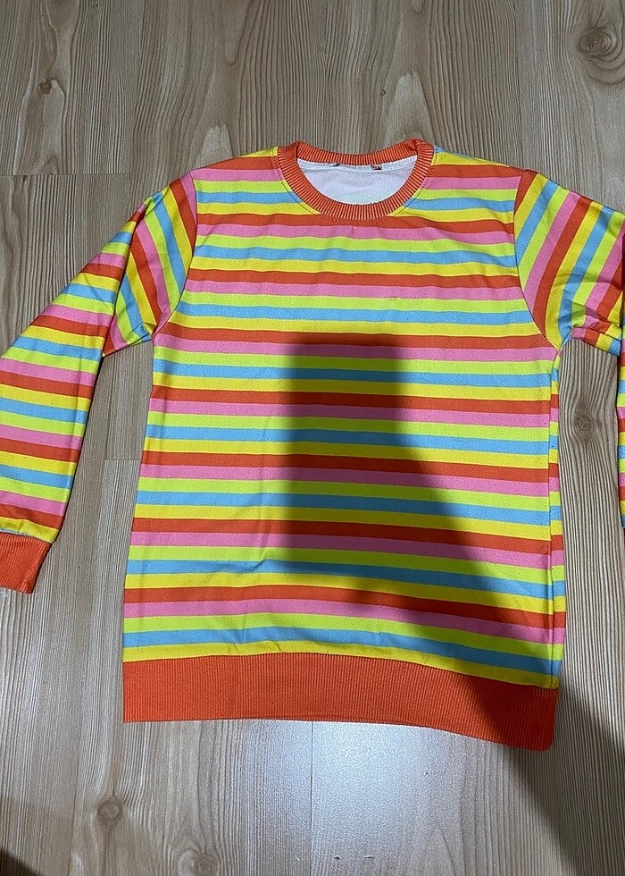 Üç adet Sweatshirt - Görsel 4