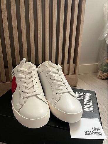 Love Moschino Love moschino