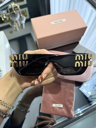 Beden Miu Miu Gözlük