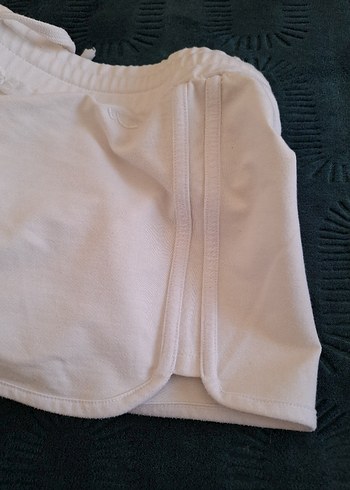 Düğmeli Beyaz  Şortu - Görsel 4