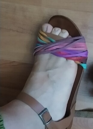 Bueno renkli sandalet