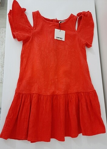 4 Yaş Beden kırmızı Renk Kotonkids etiketli yeni elbise