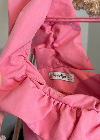 Pembe Volanlı Straplez Uzun Kalem Elbise - Görsel 3