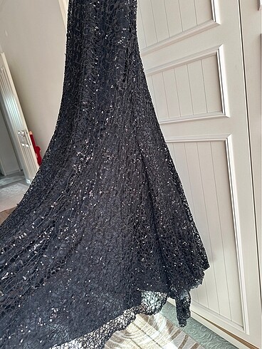 Siyah balık model gece elbisesi - Görsel 6