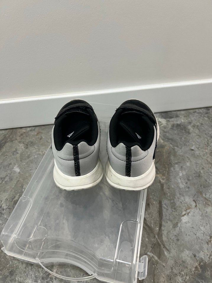 Erkek Çocuk Siyah Spor Ayakkabı - Görsel 2