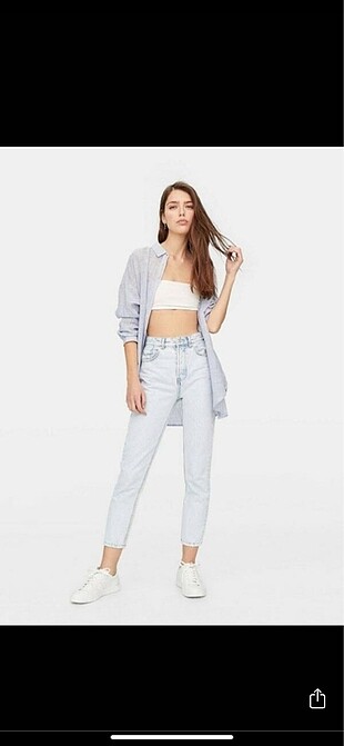 Stradivarius Mom Jean