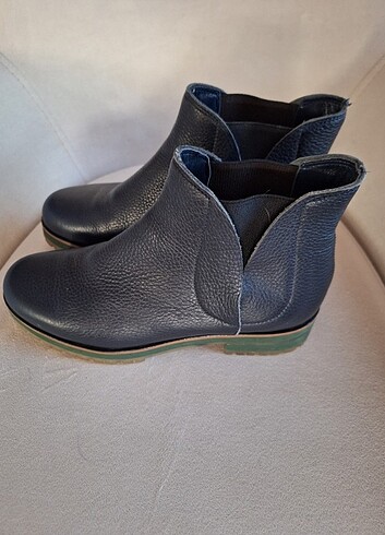 Pollini deri bot