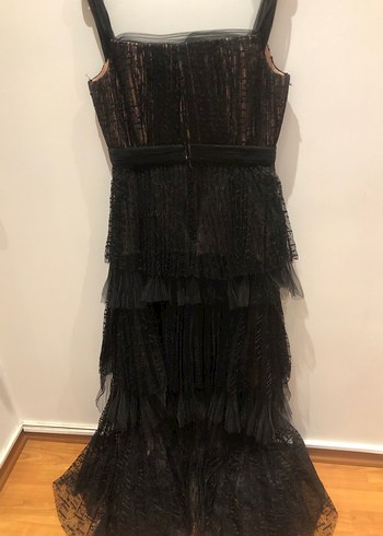 Siyah Kat Kat Fırfırlı Uzun Abiye Elbise Özgür Masur tasarım - Görsel 5