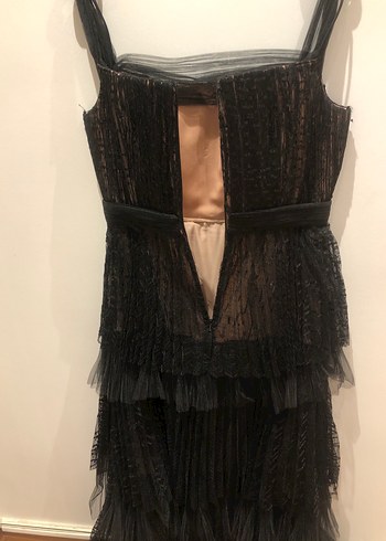 Siyah Kat Kat Fırfırlı Uzun Abiye Elbise Özgür Masur tasarım - Görsel 6