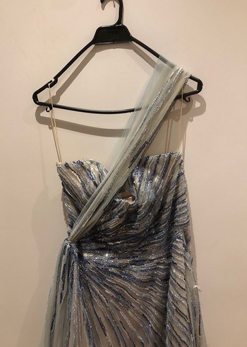 Vakko couture 40 bedene uygun yandan ve omuzdan kuşaklı abiye - Görsel 2