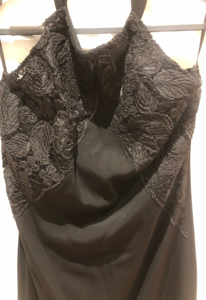 Network marka 40 beden siyah boyundan bağlı önü dantel abiye - Görsel 2